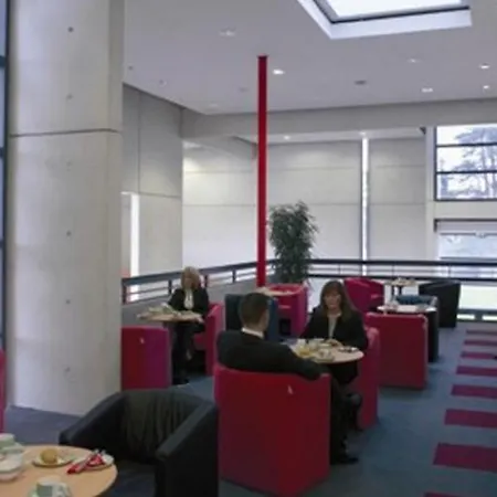 Imi Sandyford 3* ダブリン