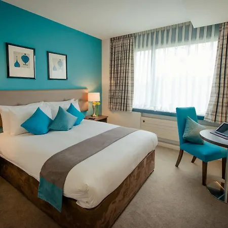 Imi Sandyford Konukevi Dublin